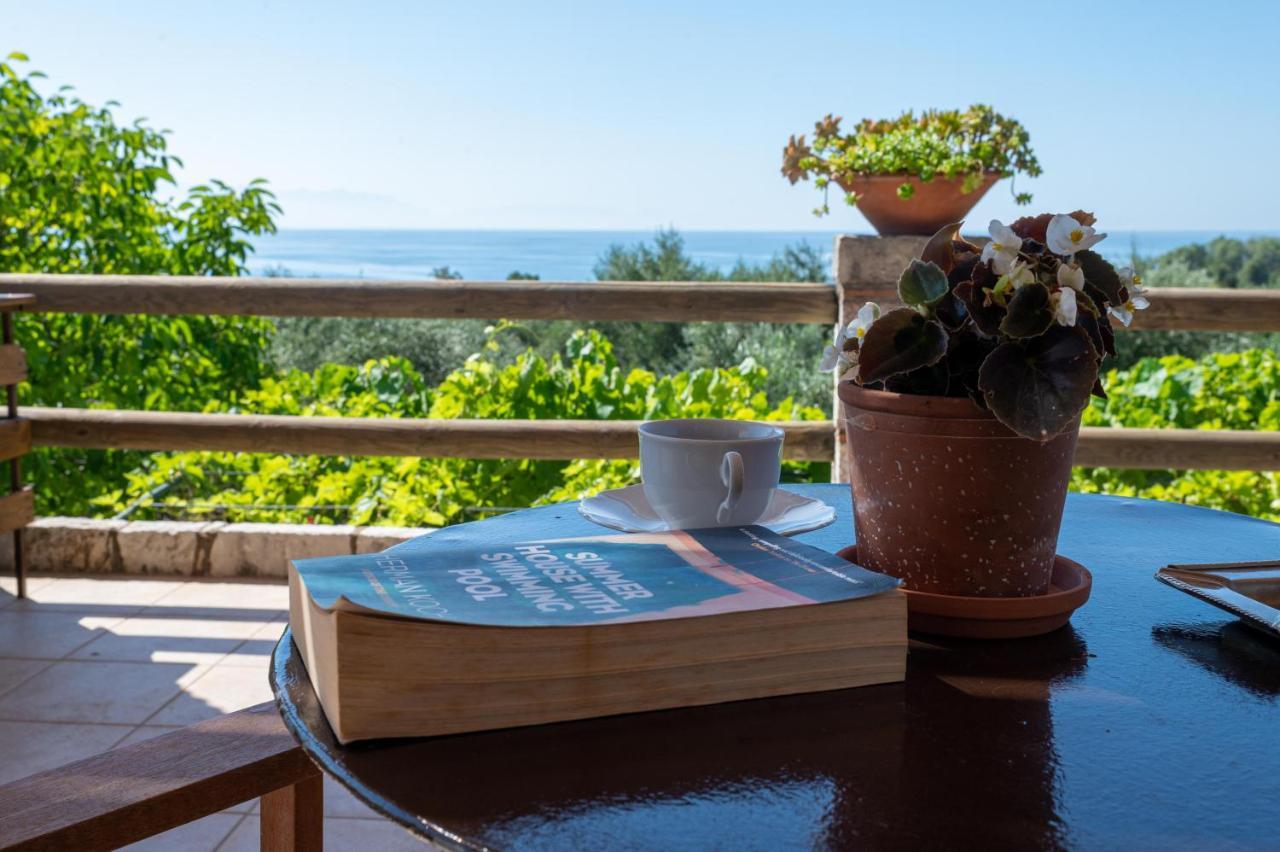 Petalidi Olive Garden Stone House Near The Beach Buitenkant foto