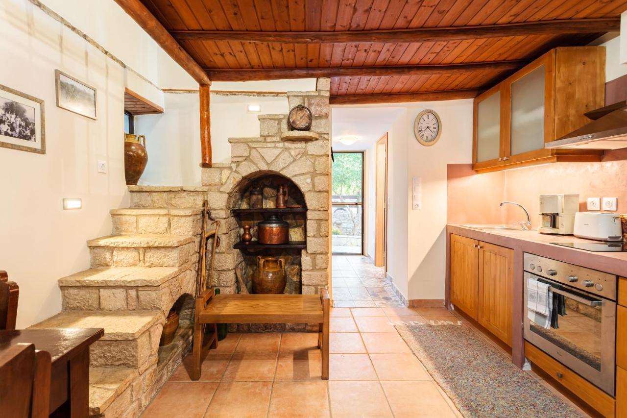 Petalidi Olive Garden Stone House Near The Beach Buitenkant foto
