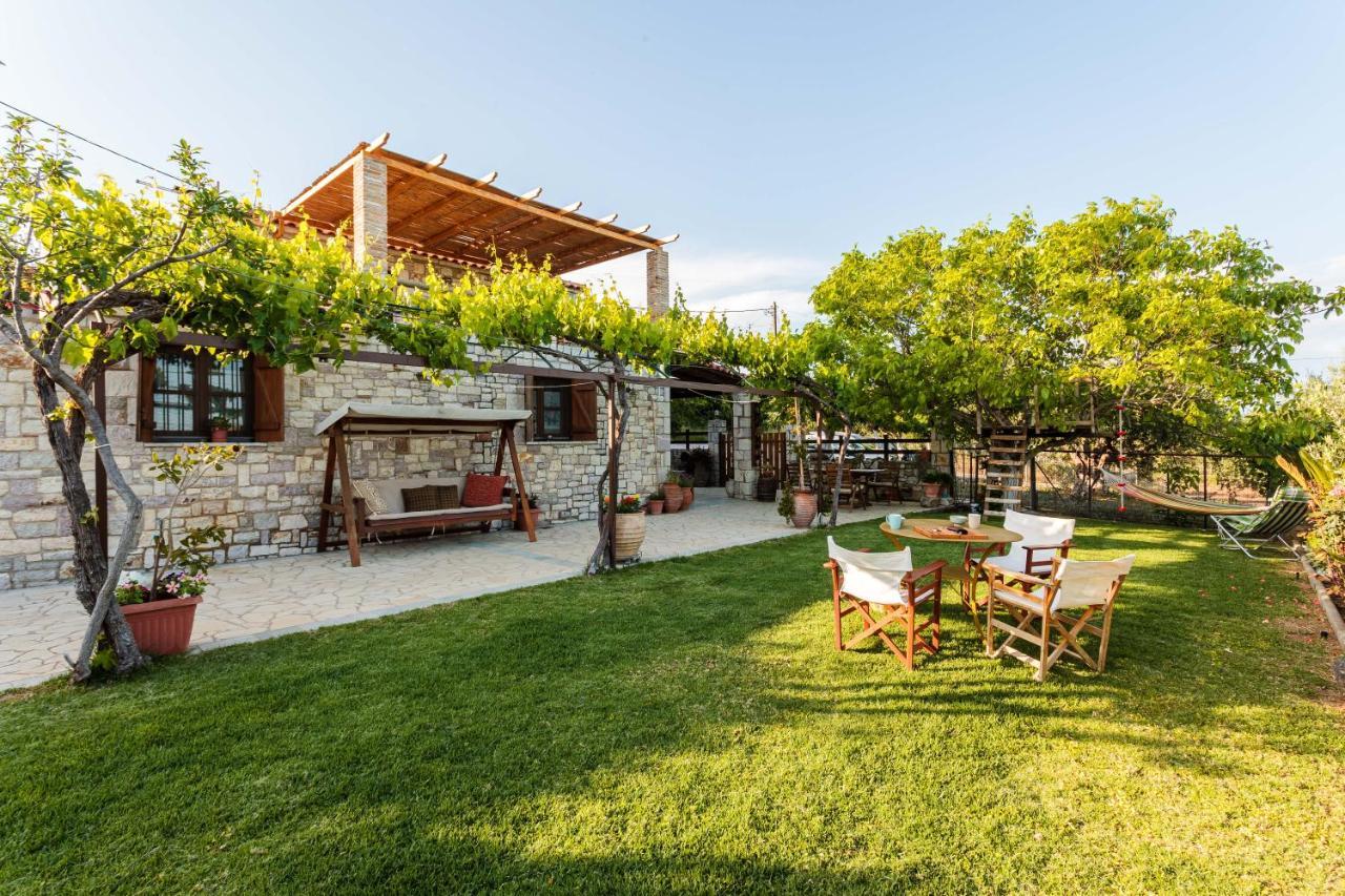 Petalidi Olive Garden Stone House Near The Beach Buitenkant foto