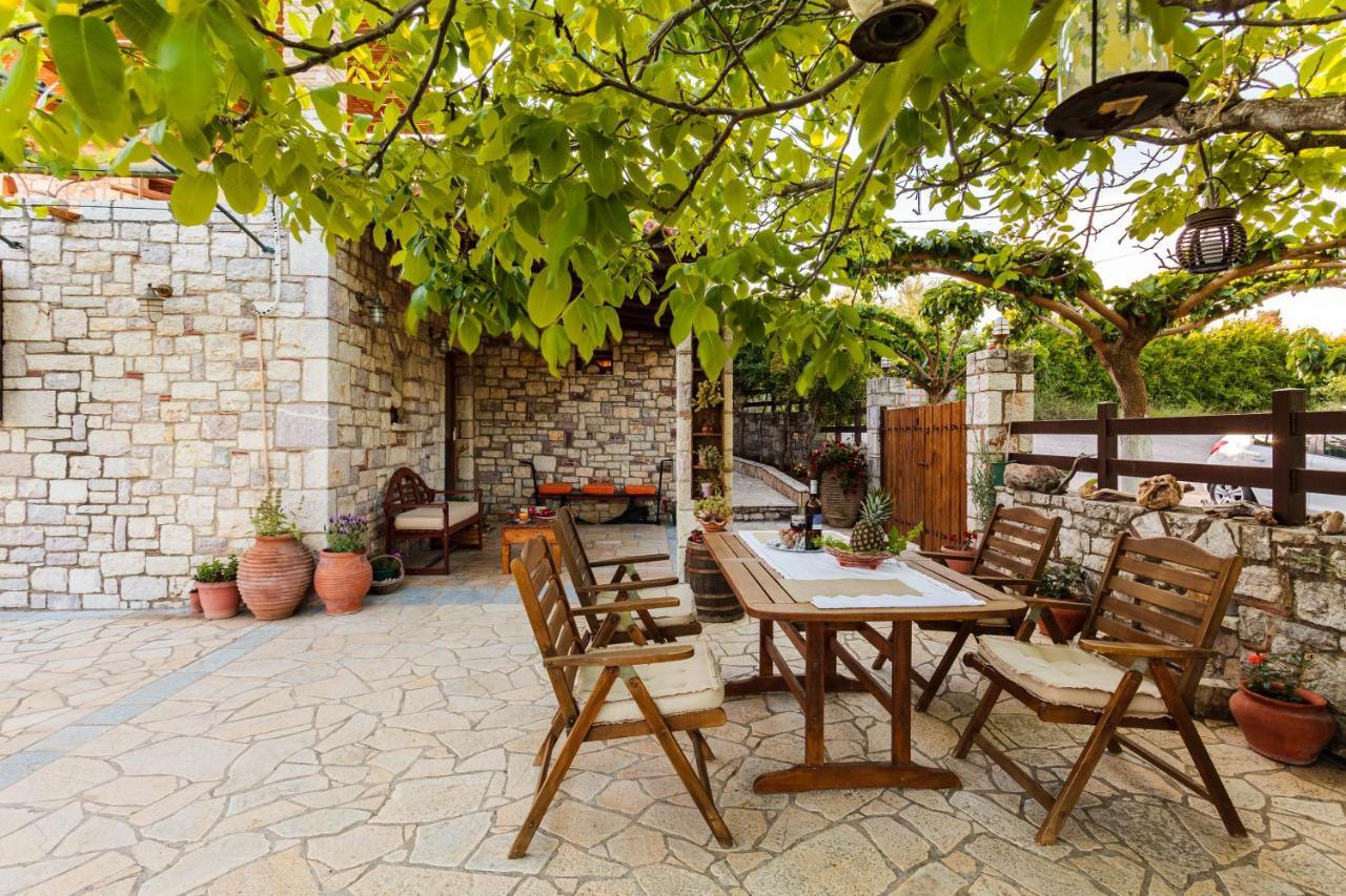Petalidi Olive Garden Stone House Near The Beach Buitenkant foto