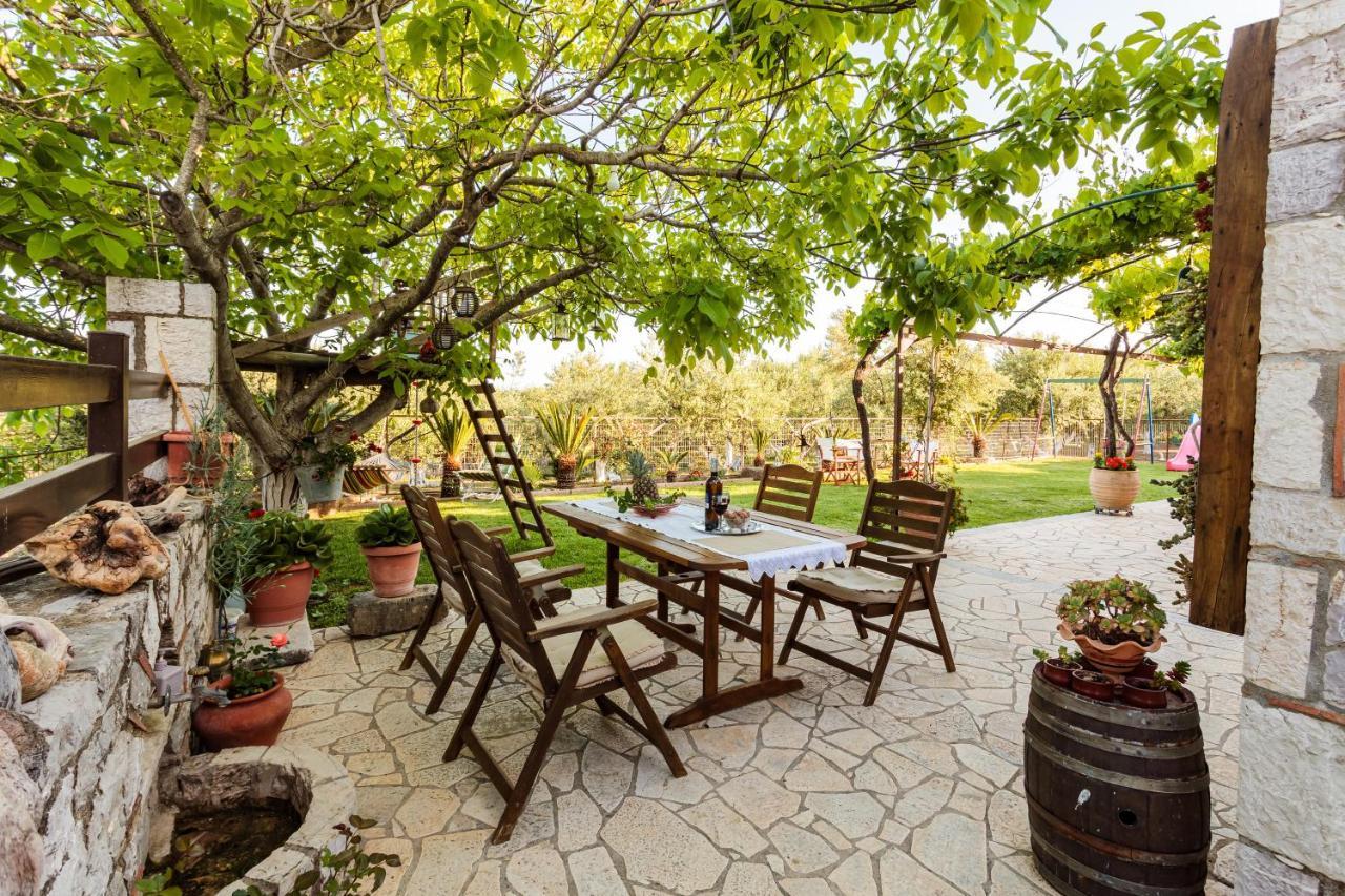 Petalidi Olive Garden Stone House Near The Beach Buitenkant foto