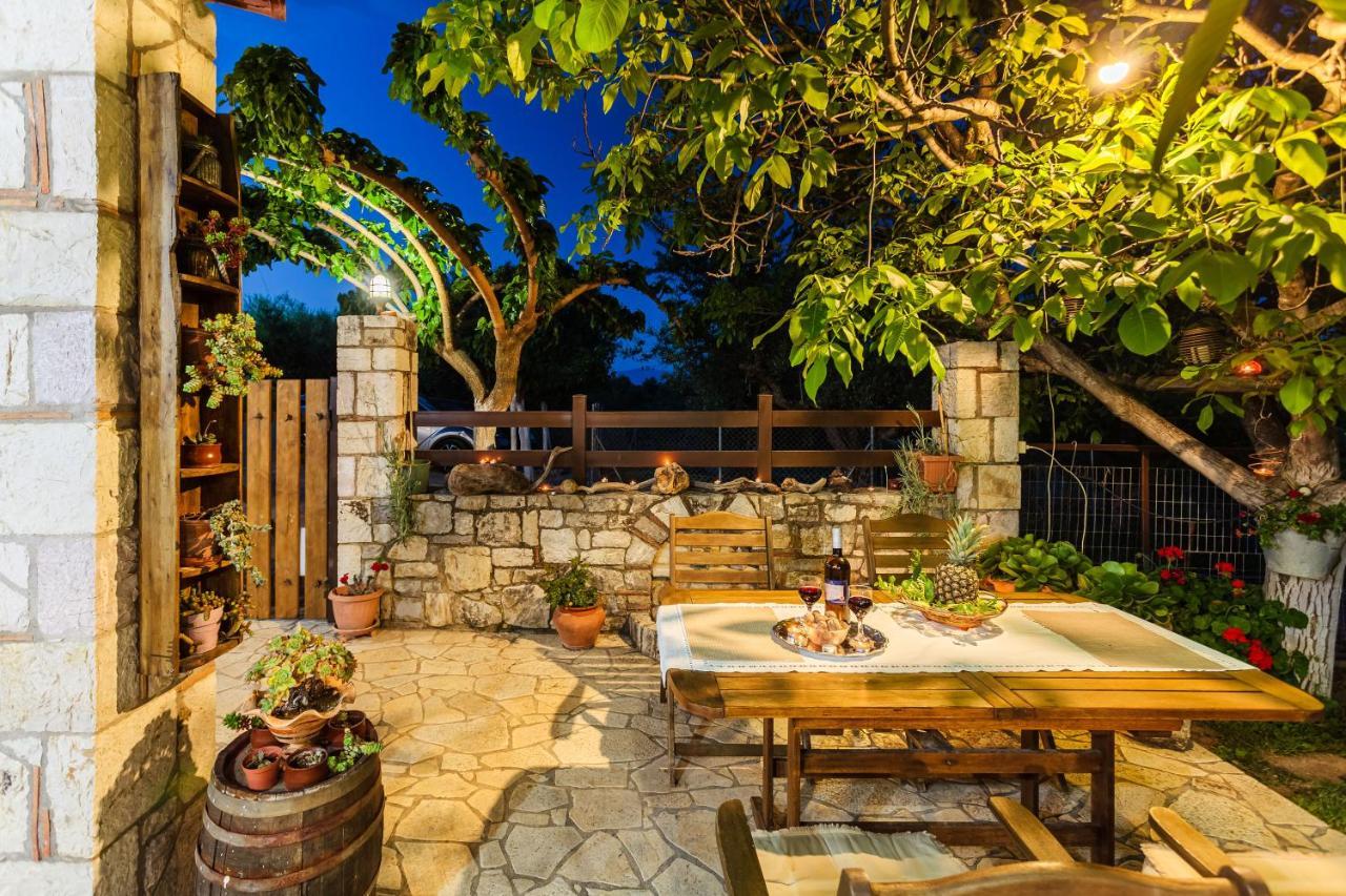 Petalidi Olive Garden Stone House Near The Beach Buitenkant foto