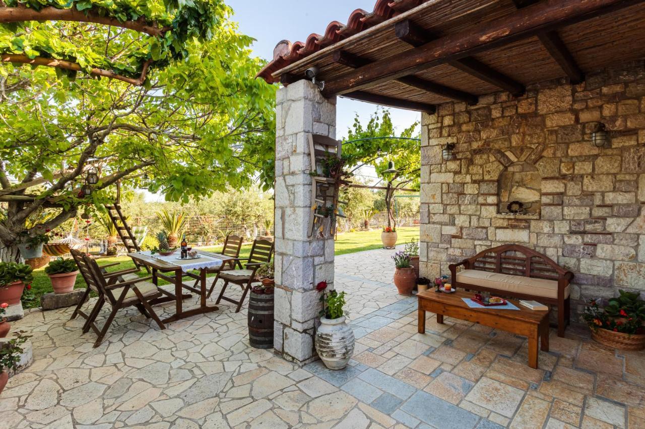 Petalidi Olive Garden Stone House Near The Beach Buitenkant foto